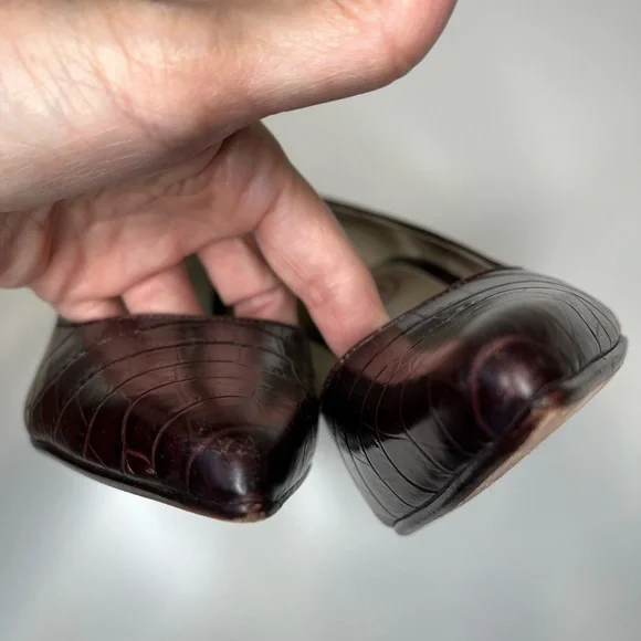 Talbots croc embossed brown stilletto heels - Picture 4 of 10